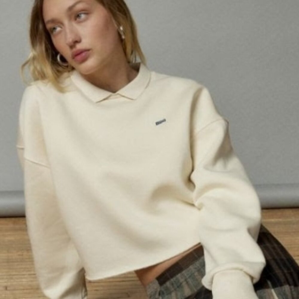 UO Collared Cropped Sweater